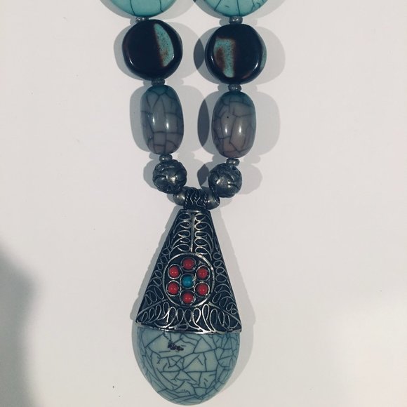 Nepali Mustang Necklace - Picture 3 of 5